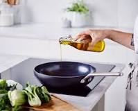 What oil can I use on ceramic pans?
