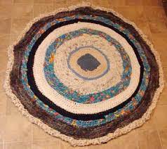 beautiful rugs out of old clothes