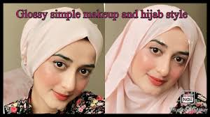 glossy simple makeup and hijab styles