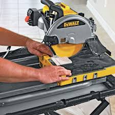 How To Use A Wet Tile Saw A Beginner S