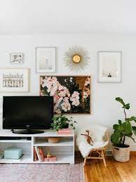5 more ways to decorate around your tv