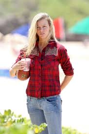 brooklyn decker without makeup no