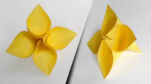 Comment faire une fleur facile en origami - YouTube