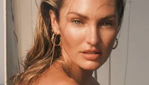 candice swanepoel has a 5 step makeup