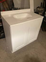 Project Source 30 White Sink Vanity W