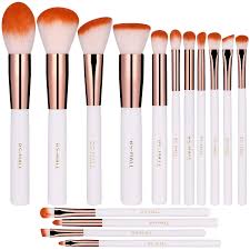 synthetic kabuki makeup brush set