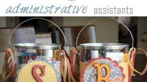 gift ideas for administrative istant