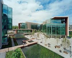 Based in seattle, washington, it was launched in 2000 and is reported to be the largest private foundation in the world, holding $46.8 billion in assets. Bill Melinda Gates Foundation Campus Seattle Verdict Designbuild