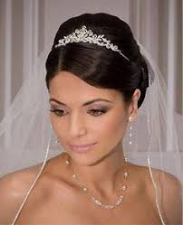 From curled updos to waves flowing down over the shoulders, there is a great hairstyle for every preference. Wedding Hairstyles For Short Hair With Tiara Google Search Elegant Wedding Hair Tiara Hairstyles Wedding Hairstyles Updo