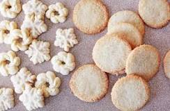 What is the difference between a spritz cookie and a shortbread cookie?