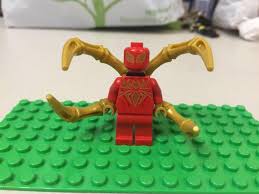 Scheming doctor octopus has captured iron fist and is conducting experiments on him, trying to steal his superpowers. Lego 76037 Iron Spider Man Minifigure 1781157816