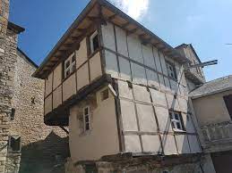 Numéro siren, chiffre d'affaires, résultat net, effectifs. La Maison De Jeanne L Une Des Plus Anciennes Maisons De L Aveyron Severac D Aveyron Heritage Aveyron Tourism