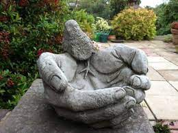 cleaning ways for your garden statues