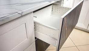 drawer won t stay closed 3 simple ways