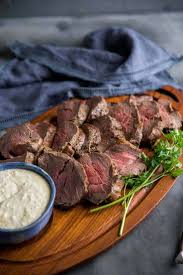 Top each serving with a bit of cherry chutney and blue cheese crumbles. How To Cook Beef Tenderloin Lemonsforlulu Com