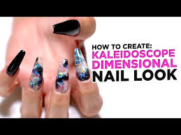 kaleidoscope dimensional nail design