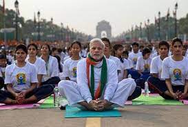 International Yoga Day: ऐसे हुई अंतर्राष्ट्रीय योग दिवस की शुरुआत, इसलिए  चुनी गई '21 जून' तारीख - India News In Hindi