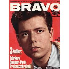 Currently, he is far from rumors and controversies. Bravo Nr 30 20 Juli 1965 Cliff Richard Zeitschrift