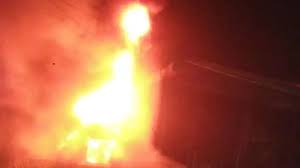 बहराइचः घर में लगी भीषण आग में फंसकर दंपति की जिंदा जलकर मौत