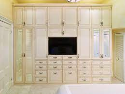 Custom Closets Cabinets For Your Bedroom