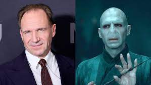 ralph fiennes wants to play voldemort