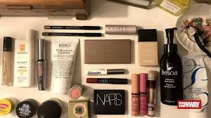 5 makeup essentials you need while