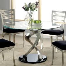 roxo dining table with glass top