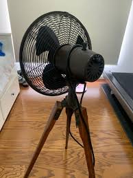 clic stand fan good for display and