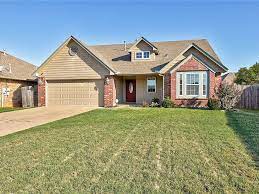 2021 Se 9th St Moore Ok 73160 Zillow