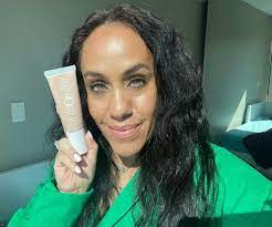 huda beauty glowish review why we re