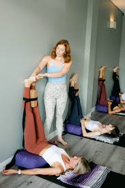 200 hour yoga teacher training become