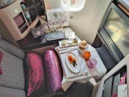 qatar airways old b777 2 2 2 seats