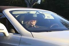 what-kind-of-car-does-jlo-drive