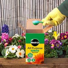miracle gro all purpose soluble plant