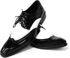 Proudly headquartered in montreal, canada, we specialize in developing, producing, and importing men's, women's and children's footwear. Robelli Men Formal Lace Up Black White Contrast Brogue Shoes Gangster Capone Roaring 1920 S Style Amazon Co Uk Shoes Bags