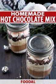 holiday hot chocolate mix in a jar for
