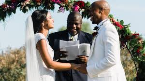 As an experienced couples therapist, as well as a justice of the peace, i can offer assistance in discussing difficult topics, and in helping a couple come to compromises and better. How Long Is A Wedding Ceremony Supposed To Be
