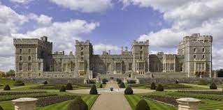 It is strongly associated with the english and succeeding british royal family. Royal Residences Windsor Castle Royal Uk