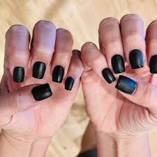 top 10 best nail salons open in na