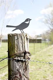 Metal Bird Statue Mockingbird Robin