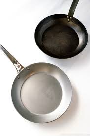 how to season a carbon steel pan step
