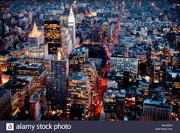 Overview of New York bird´s eye view at night from the Empire State  Building. America, USA Stock Photo - Alamy