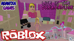 They are just like sas queens. Live In The Dreamhouse En Roblox Casa De Barbie Youtube