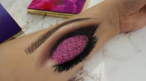 eye makeup on hand pink cut crease