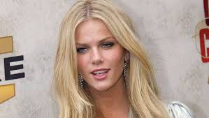 brooklyn decker s grey hair shows