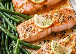 Garlic Butter Baked Salmon Recipe With Green Beans How To Bake Salmon  gambar png