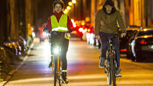 Was ist bei den reflektoren zu beachten? Fahrradbeleuchtung Welche Lampen Sind Erlaubt Ndr De Ratgeber Verbraucher