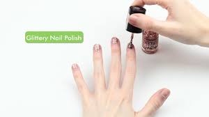 4 ways to remove nail polish without
