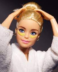 Barbie cosmetologa
