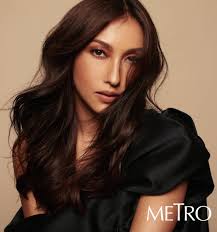 metro at 30 solenn heussaff is about